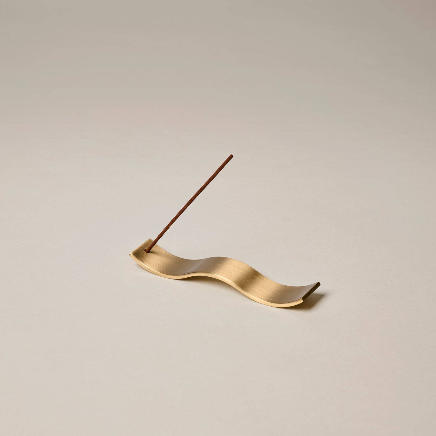 BRASS WAVE INCENSE HOLDER