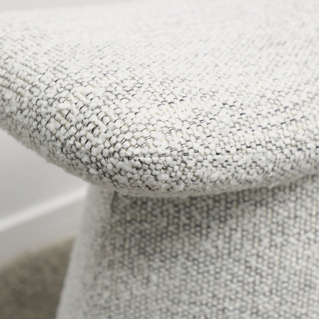 BIMINI BOUCLE OTTOMAN